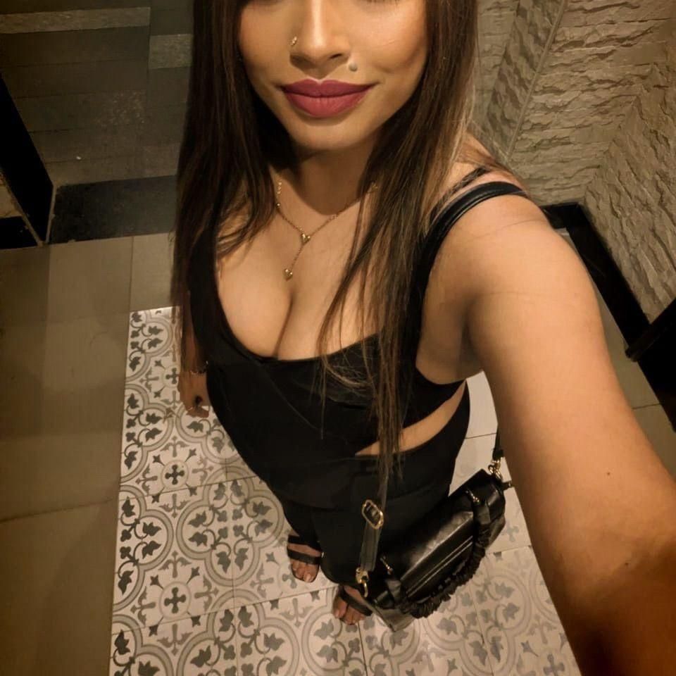 Jaya from IN on Tango Live