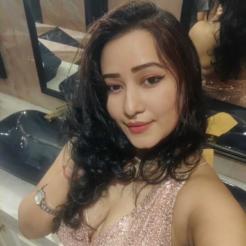 Priya👸👻🧿🧿 from IN on Tango Live