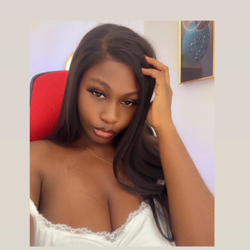 Caramel Diana🍒🌸 on Tango Live