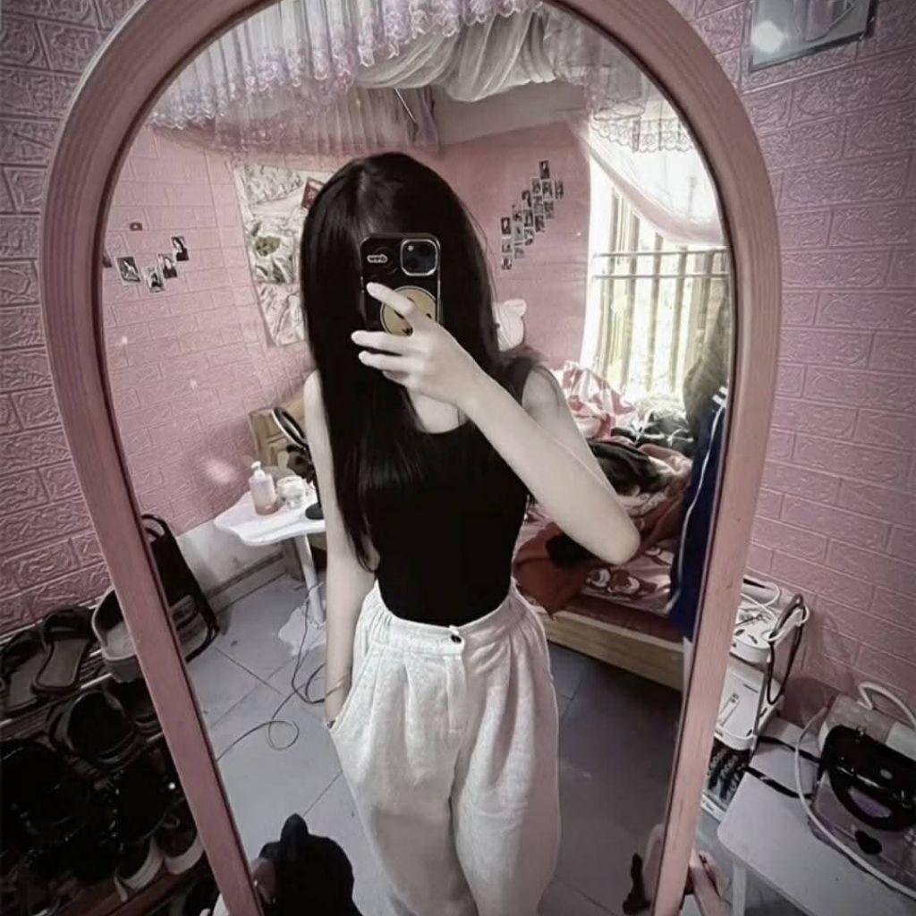 An na from VN on Tango Live