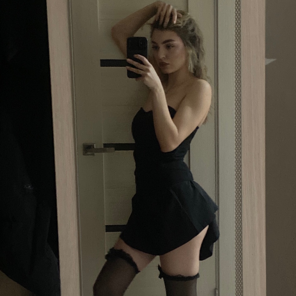 🎀SunFlori🌸 from RU on Tango Live