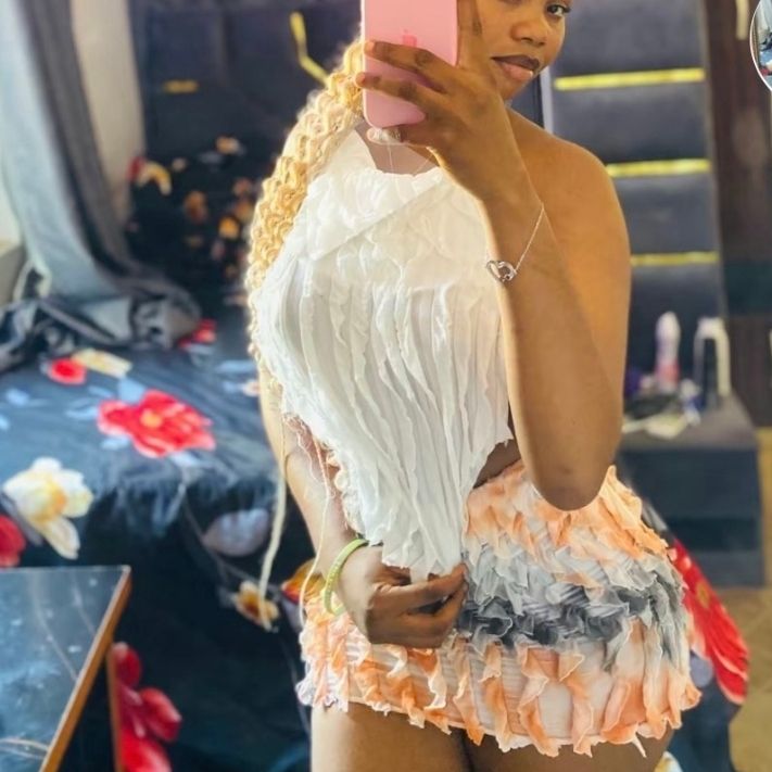 Chizzy🥰😍 from NG on Tango Live