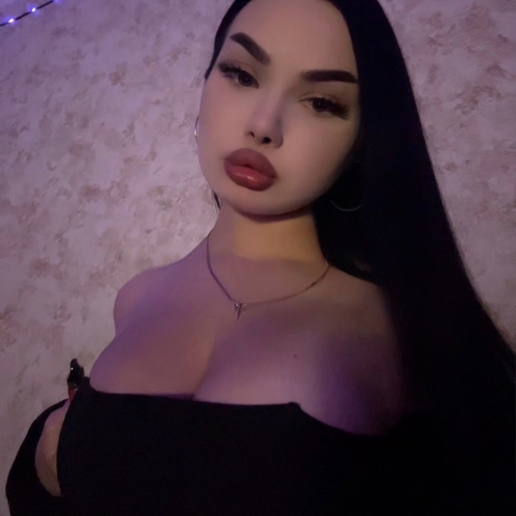 Evelin😈 from UA on Tango Live
