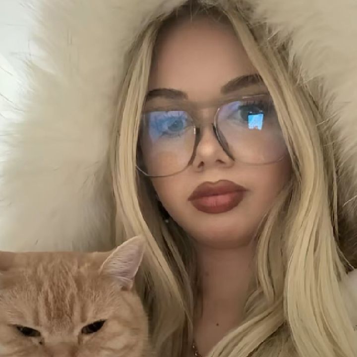 Бусяяяя from UA on Tango Live
