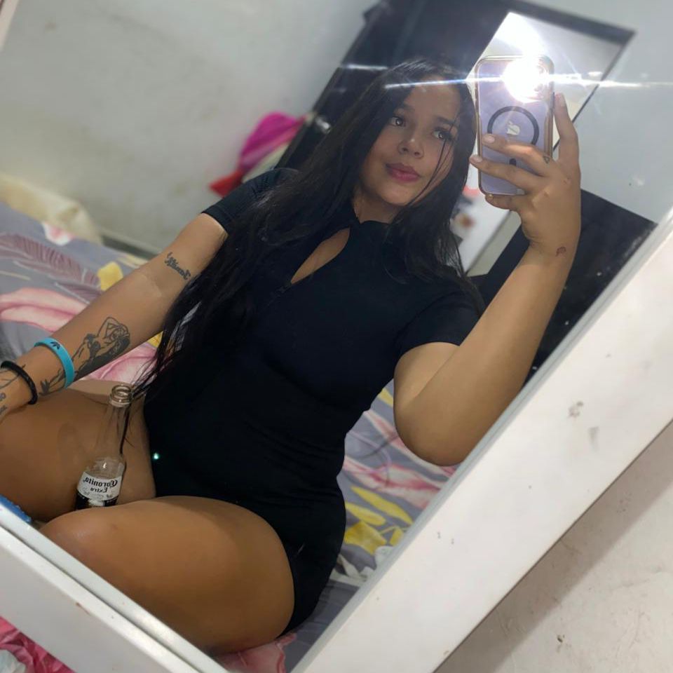 Itzy🐬🍒 from CO on Tango Live