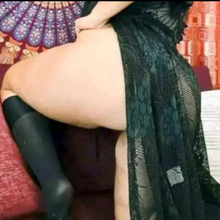 Urwa Khan 😘😜💋🥵👄🥴 from PK on Tango Live