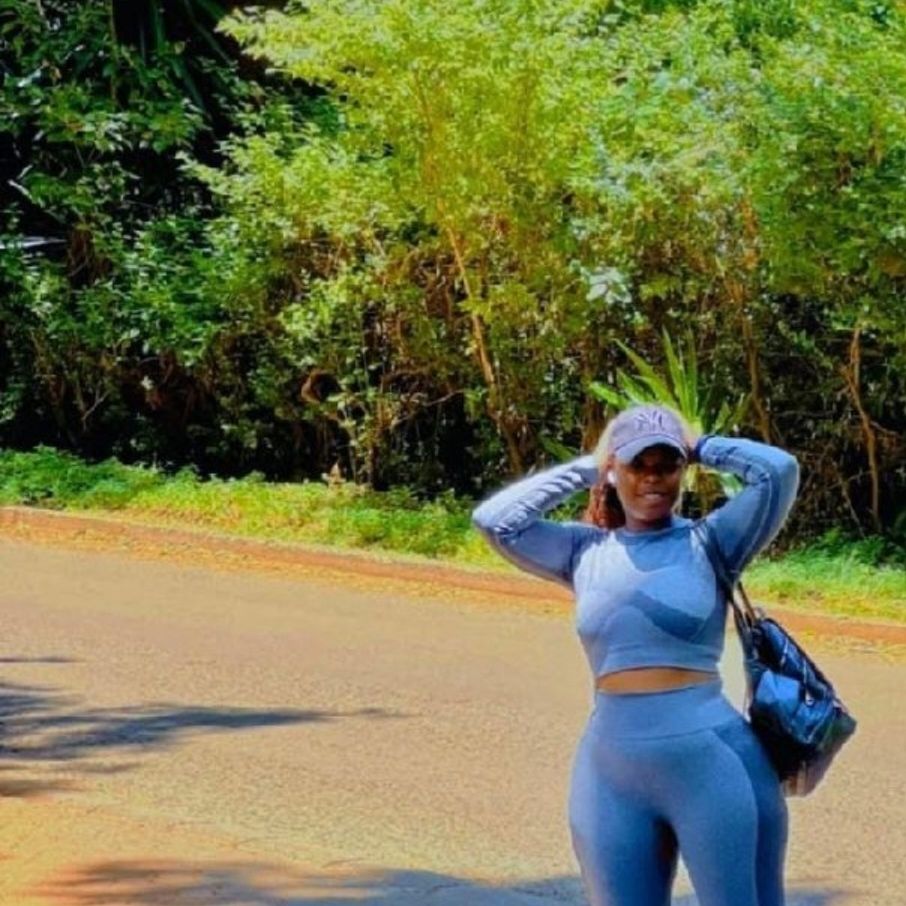 ❤️curvy ❤️pesh from KE on Tango Live