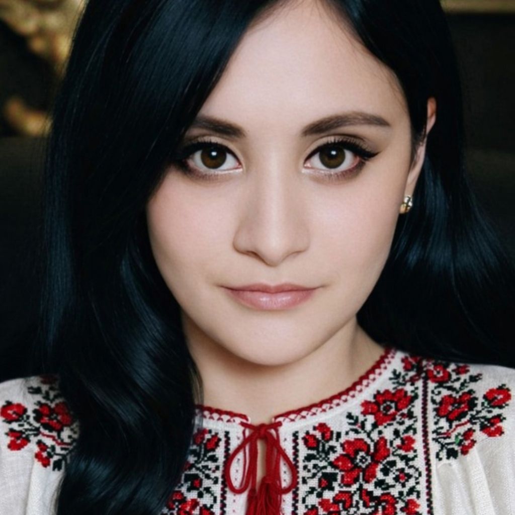 Lyalya from UA on Tango Live