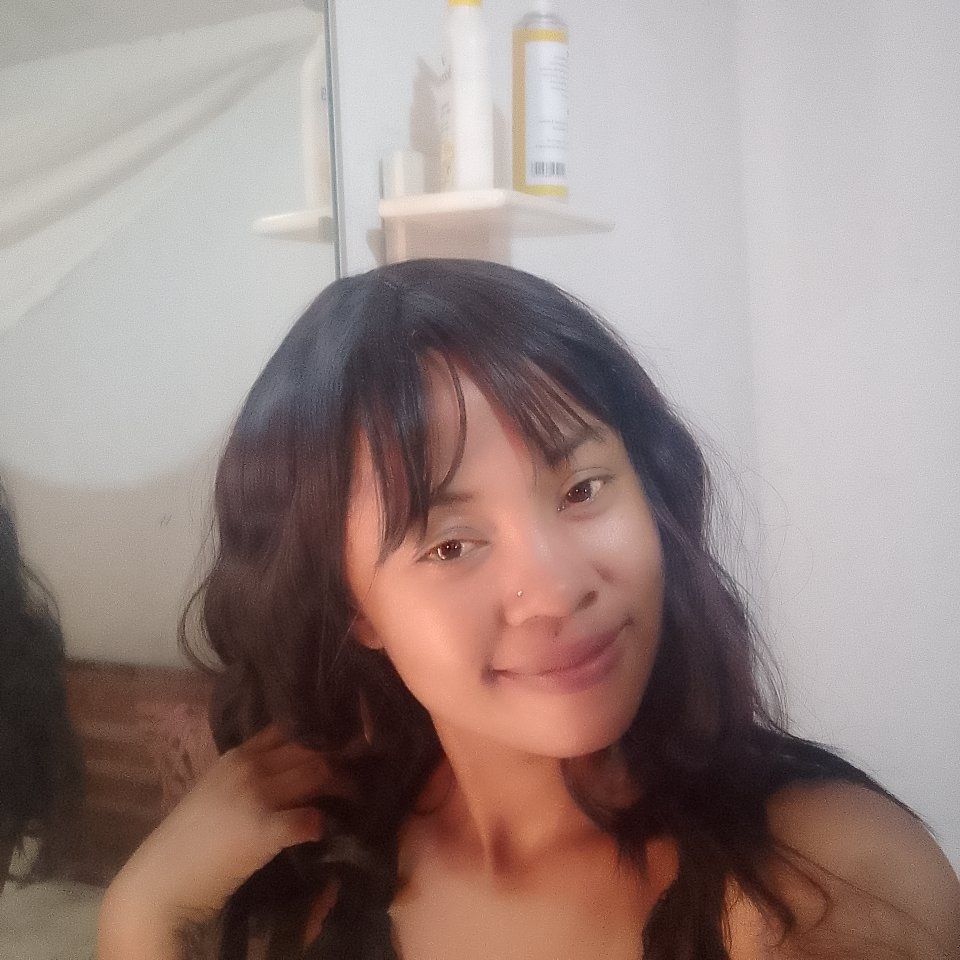 LiLi😘 from MG on Tango Live