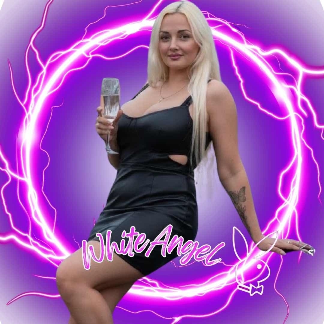 🍑White Angel💋 from DE on Tango Live