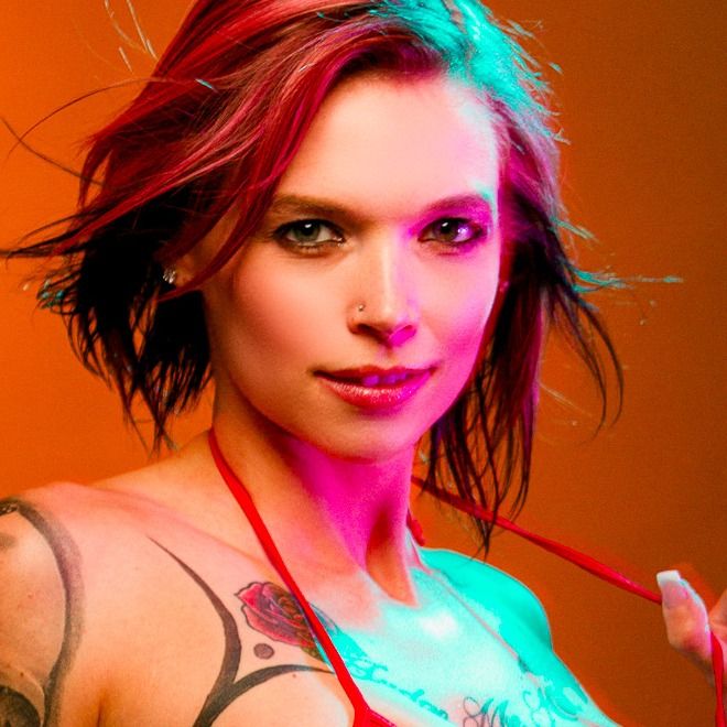 Anna Bell Peaks from US on Tango Live
