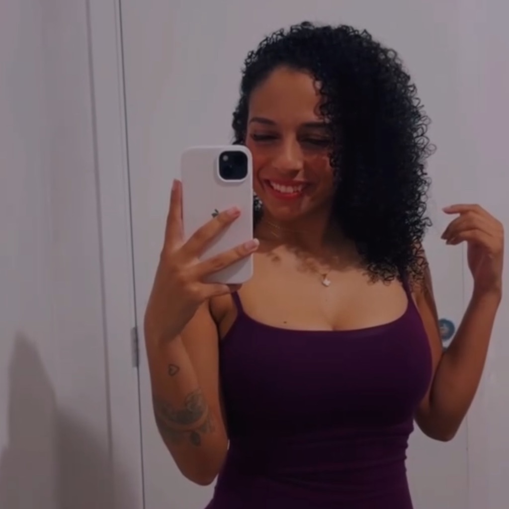 Sophiee from BR on Tango Live