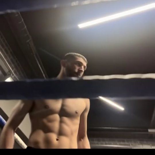 Mertcannnn34 from TR on Tango Live
