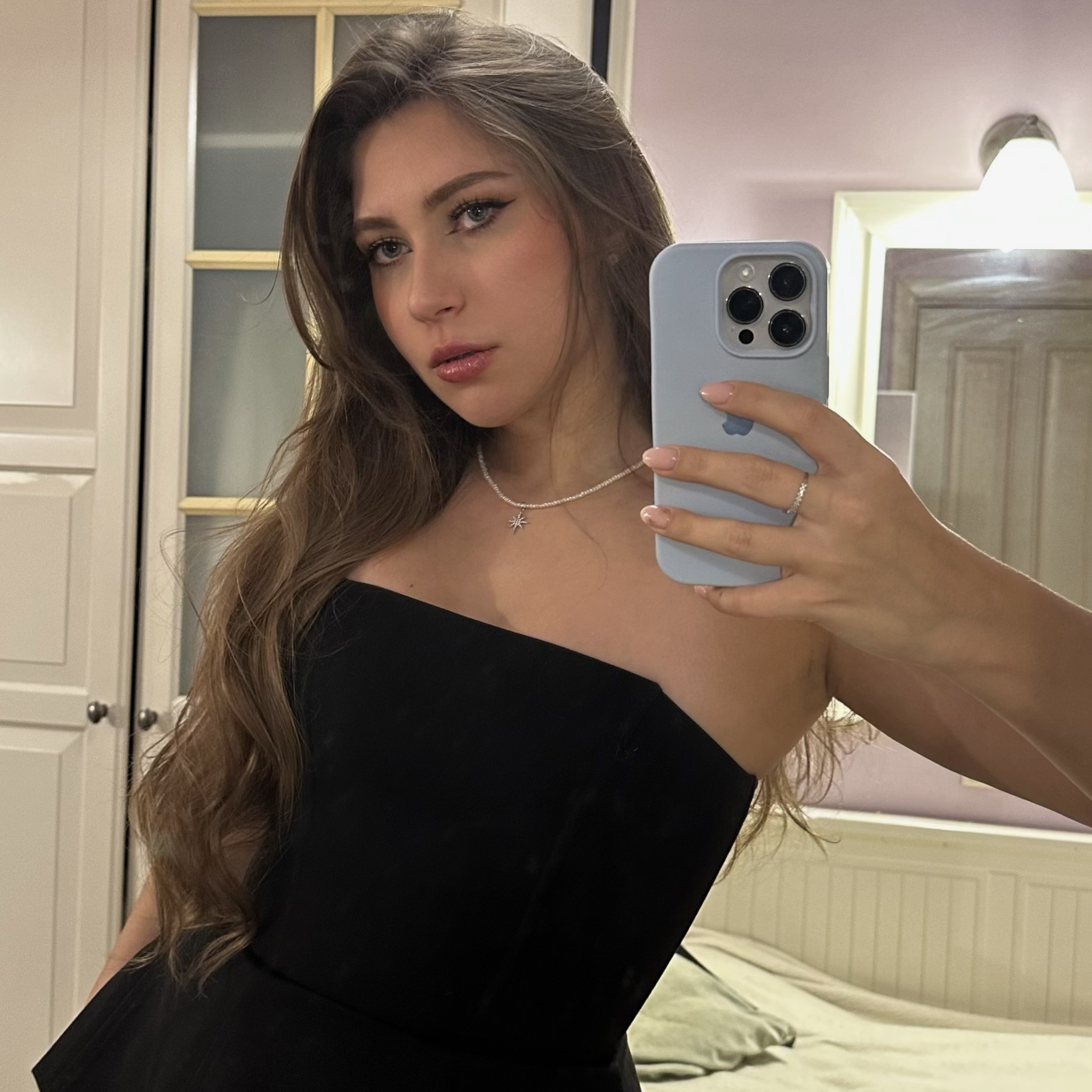 💌MonAmi💋 Loveᵍᵃᶫᵃˣʸ from RU on Tango Live