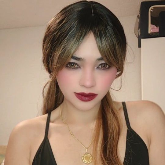 Sabrina from PH on Tango Live