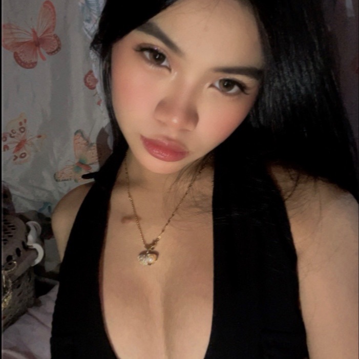zia from PH on Tango Live