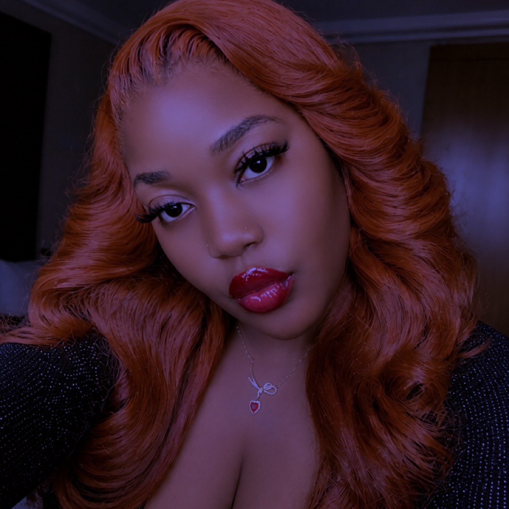 Realqueen 👑thicckxsy👑(100k🙏 from NG on Tango Live