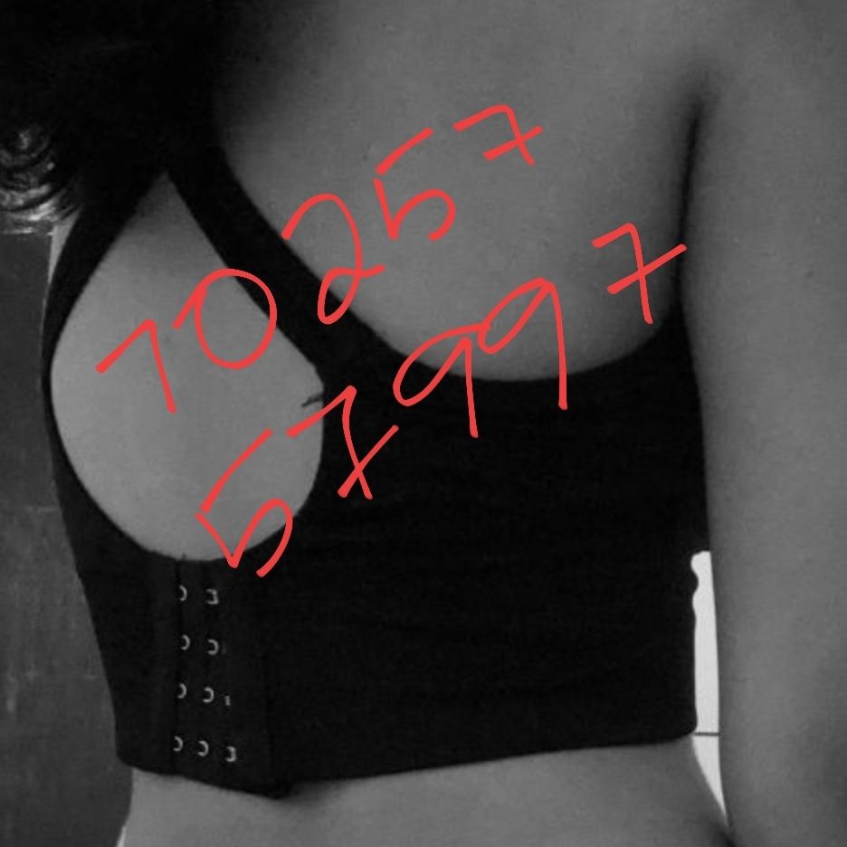 Cristina mallu girl from IN on Tango Live