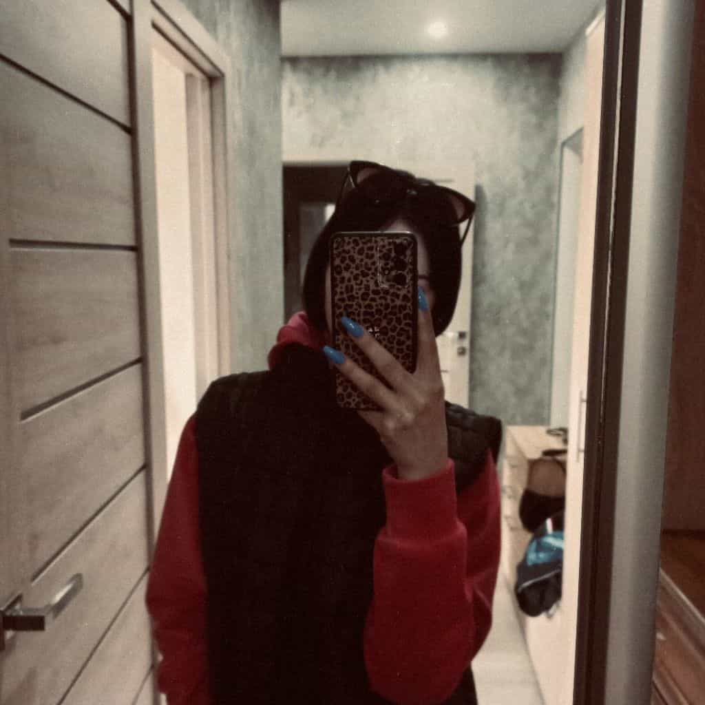 Ri Ri