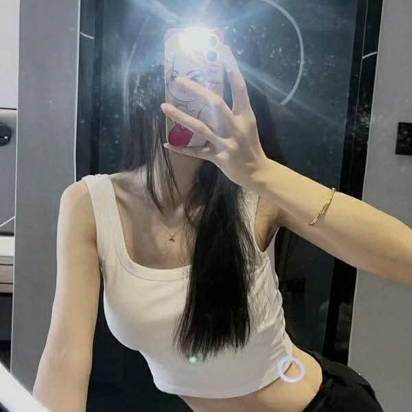 Lyly from VN on Tango Live