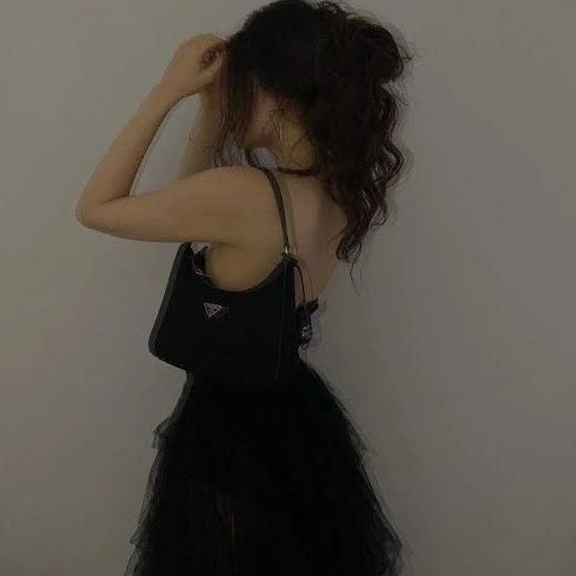 "نــــيـ🦄ـرو" on Tango Live