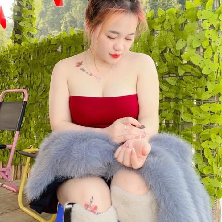 Fly from VN on Tango Live