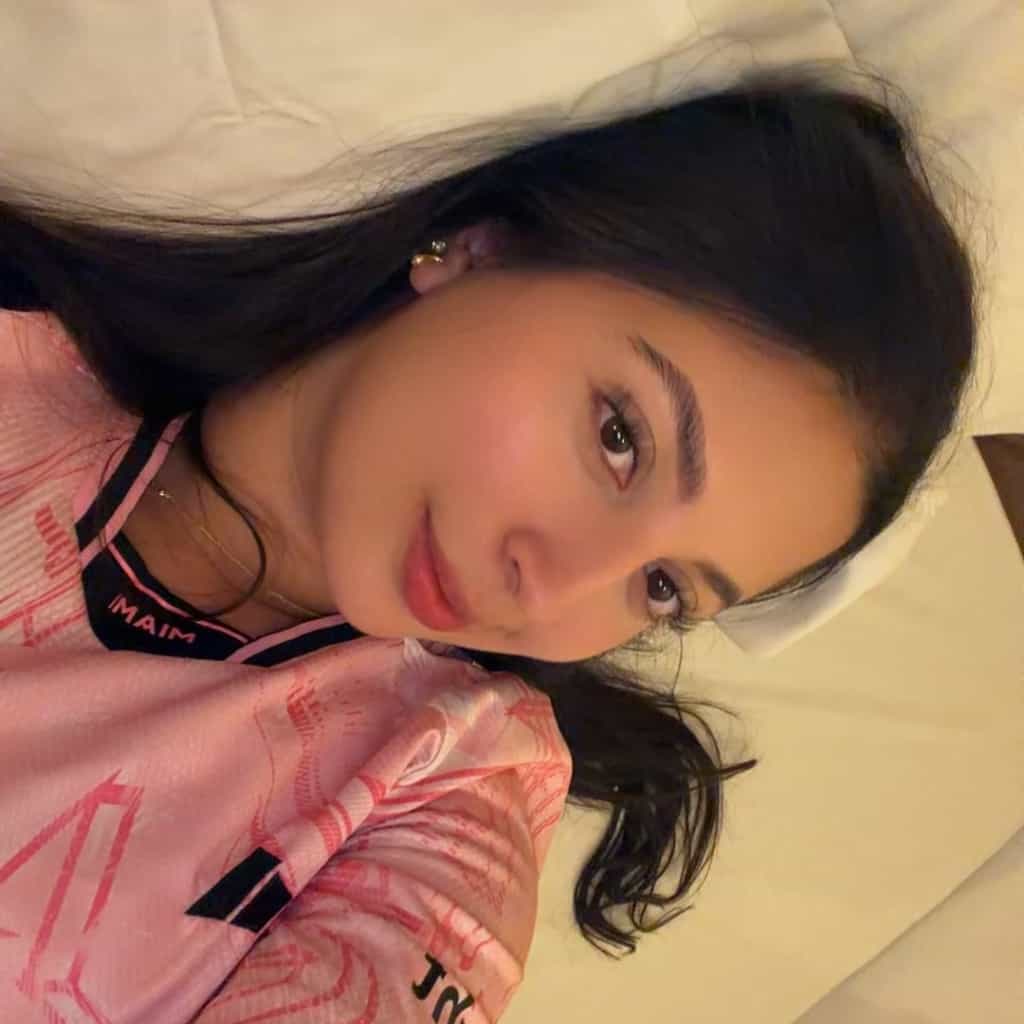 Mia🐣