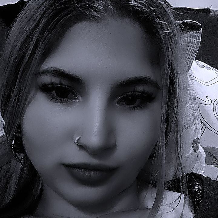 Blondy♑ from RO on Tango Live