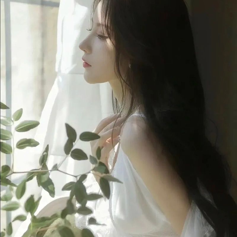 Mery from VN on Tango Live