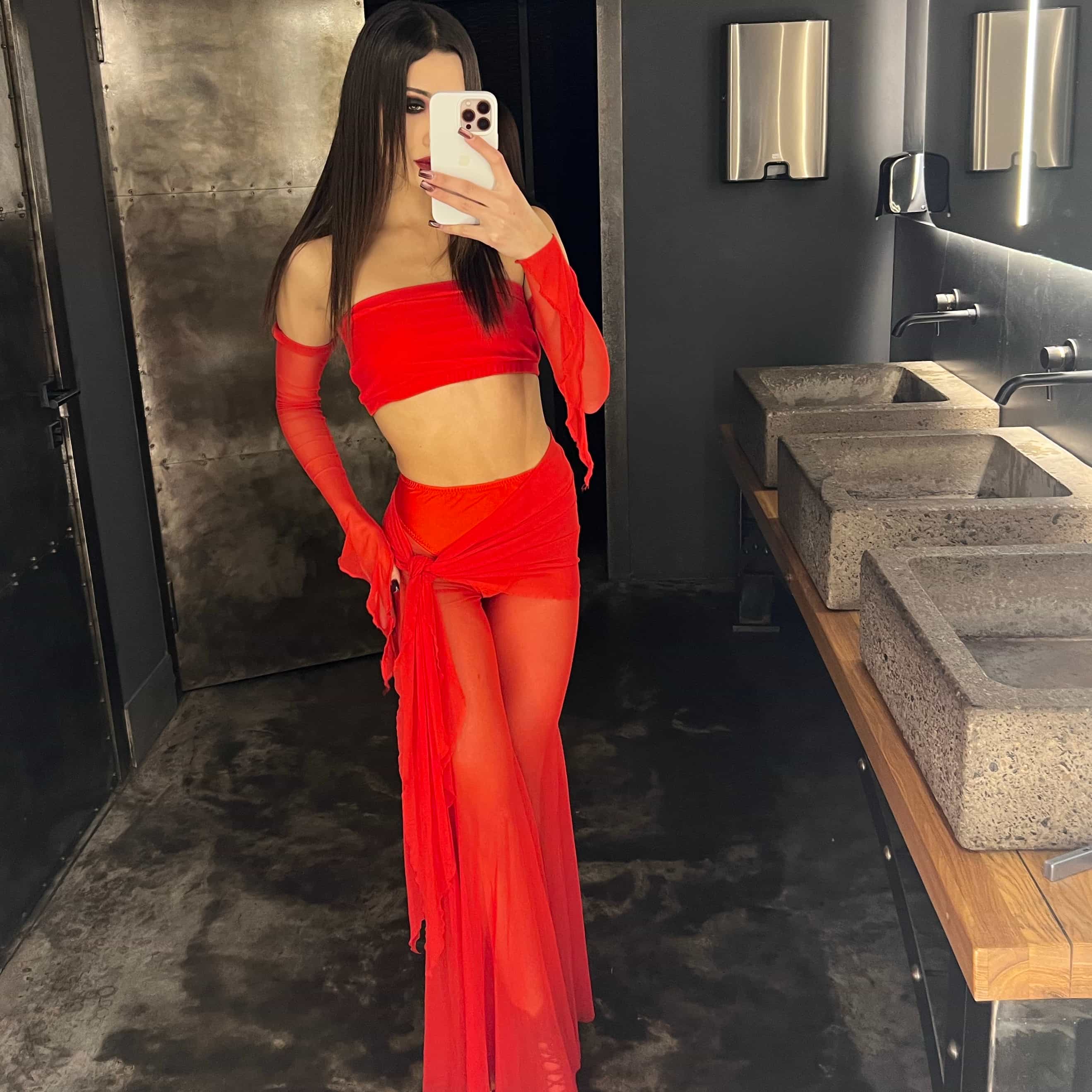 Di