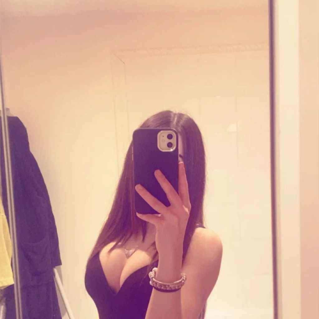 Anastasia🤫 from RO on Tango Live