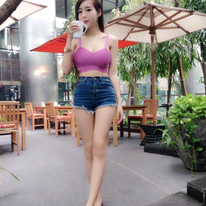Nga em from VN on Tango Live