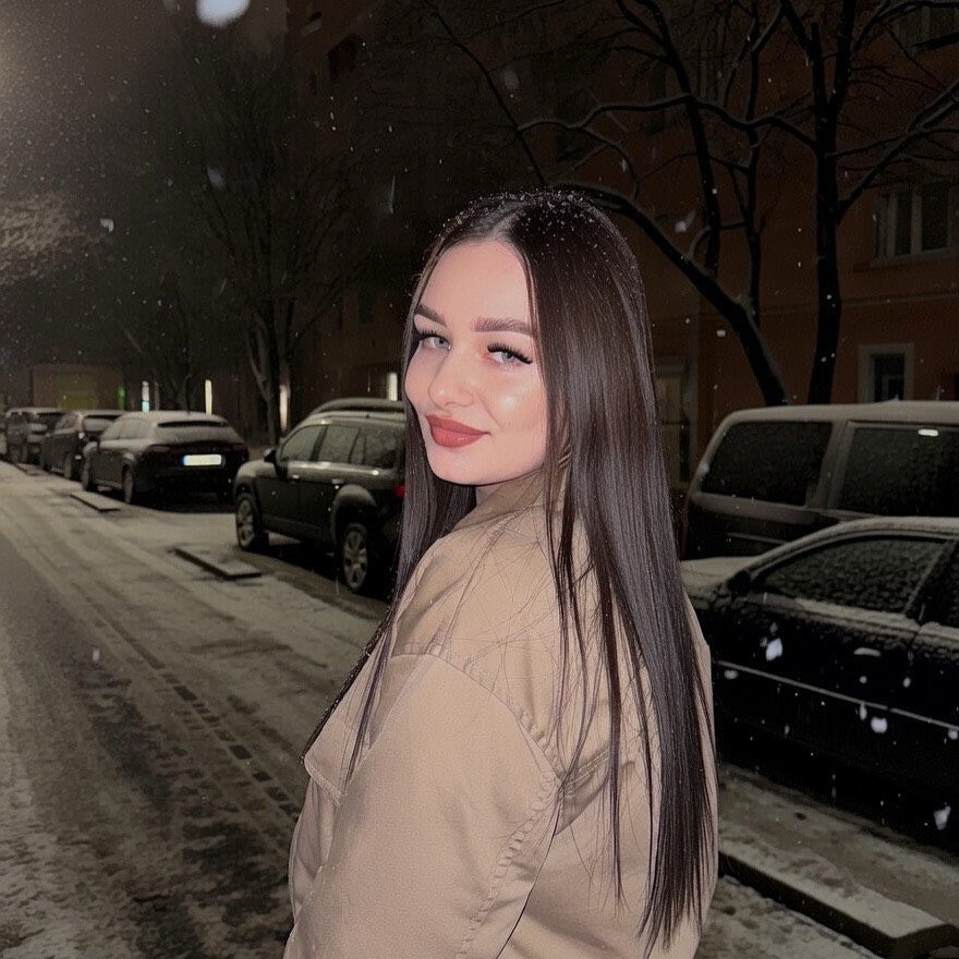Sssladkayaa from UA on Tango Live