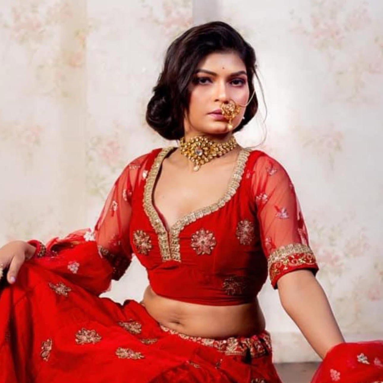 Kalyugqueen from IN on Tango Live
