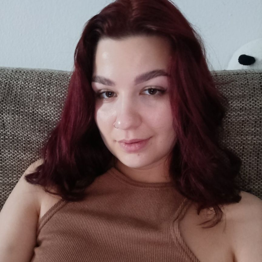 Liona from UA on Tango Live