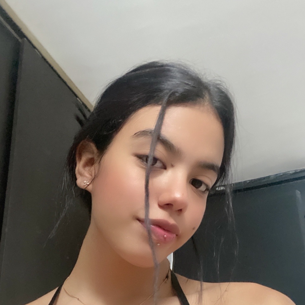 Sophie🌸 from CO on Tango Live
