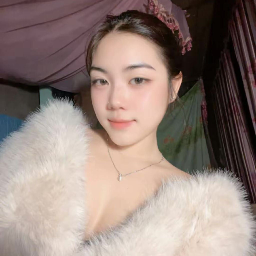 Gấu from VN on Tango Live