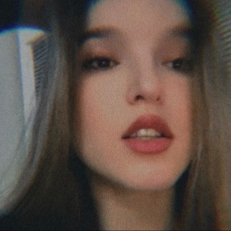 Lola☘️ from UA on Tango Live