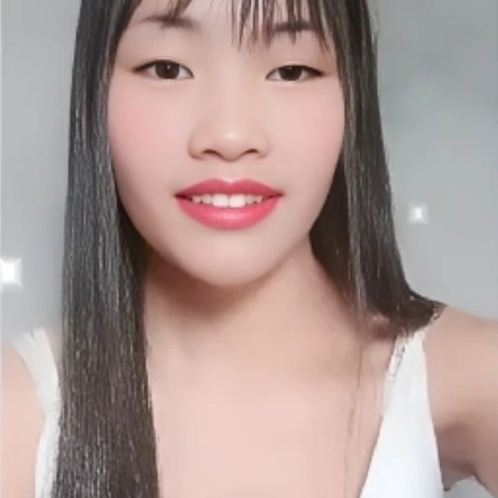 Mina from VN on Tango Live