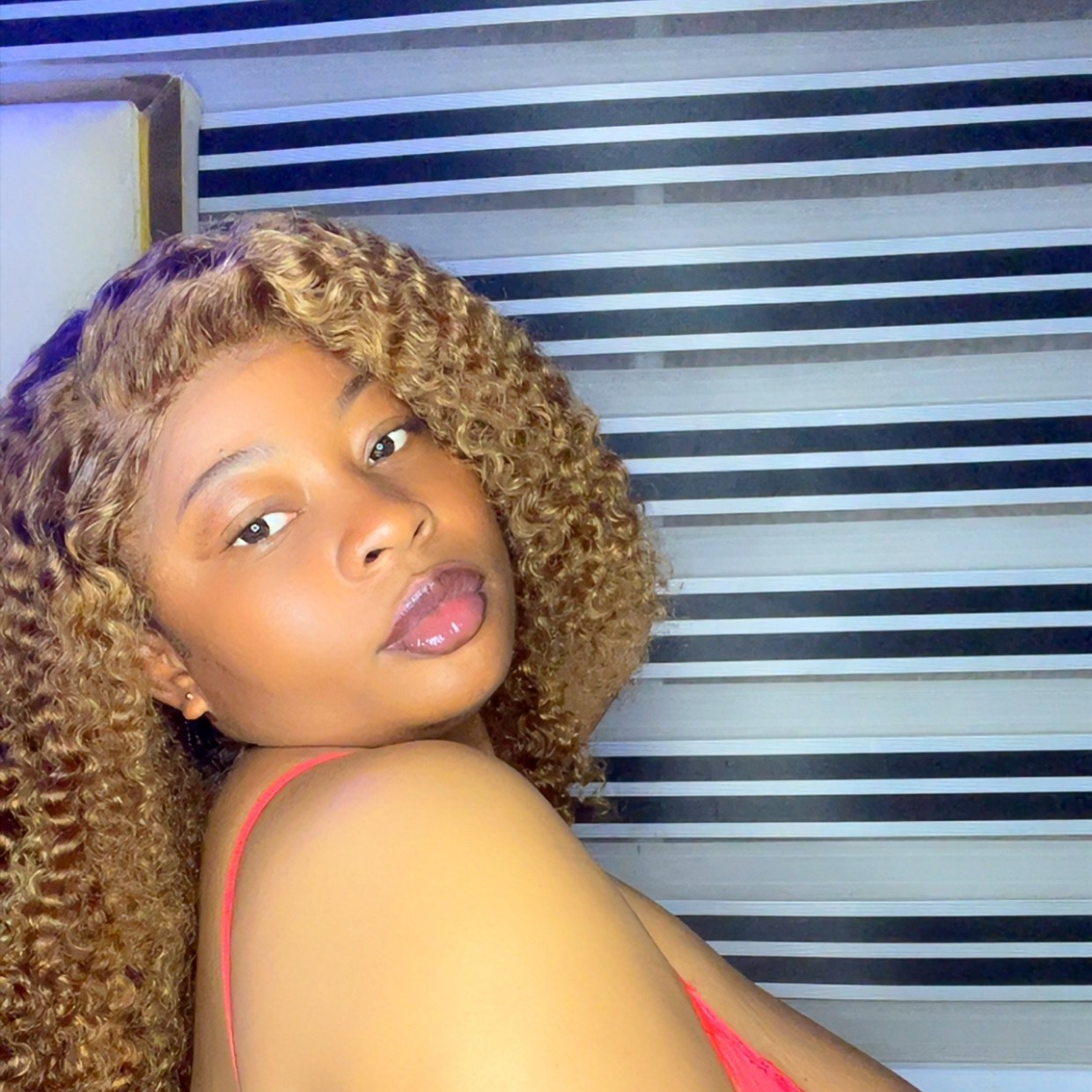 🦋Juicynmikky🥰😍 from US on Tango Live