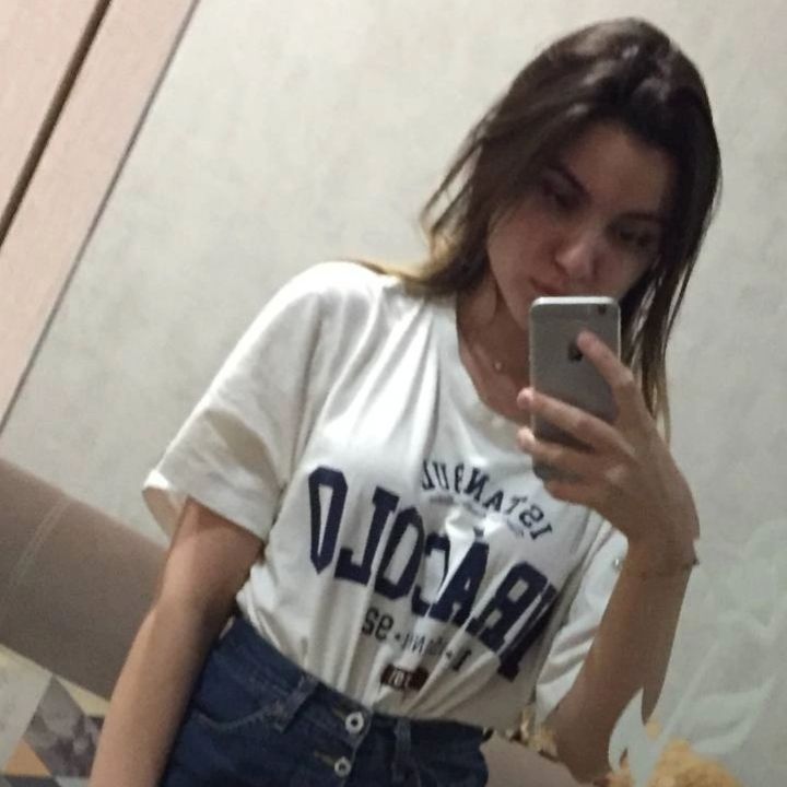 Nika22 on Tango Live