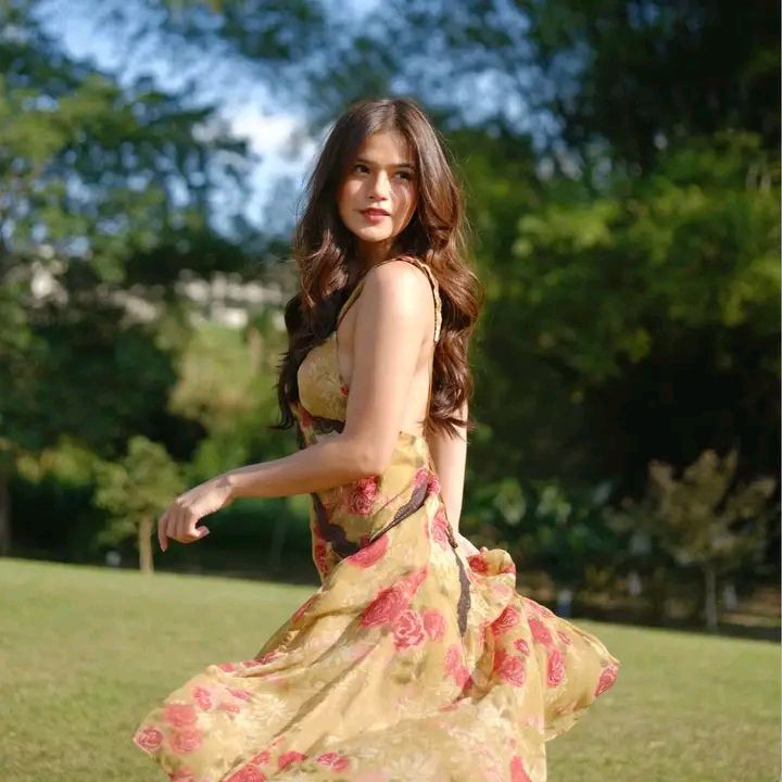 Marie🍀 from PH on Tango Live