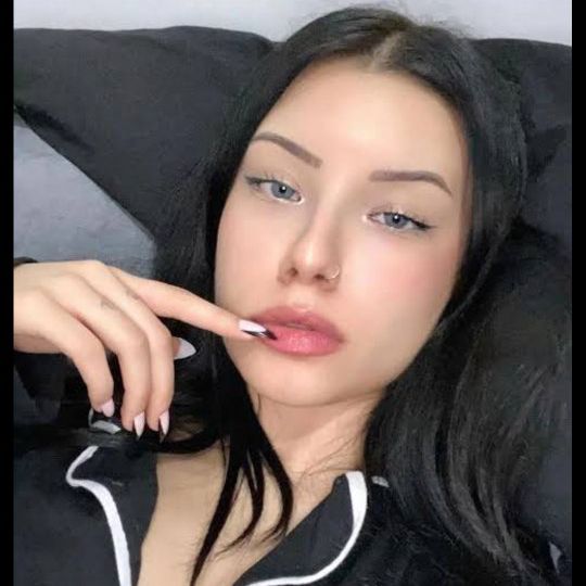ilayda ( ıbnsvar) from TR on Tango Live