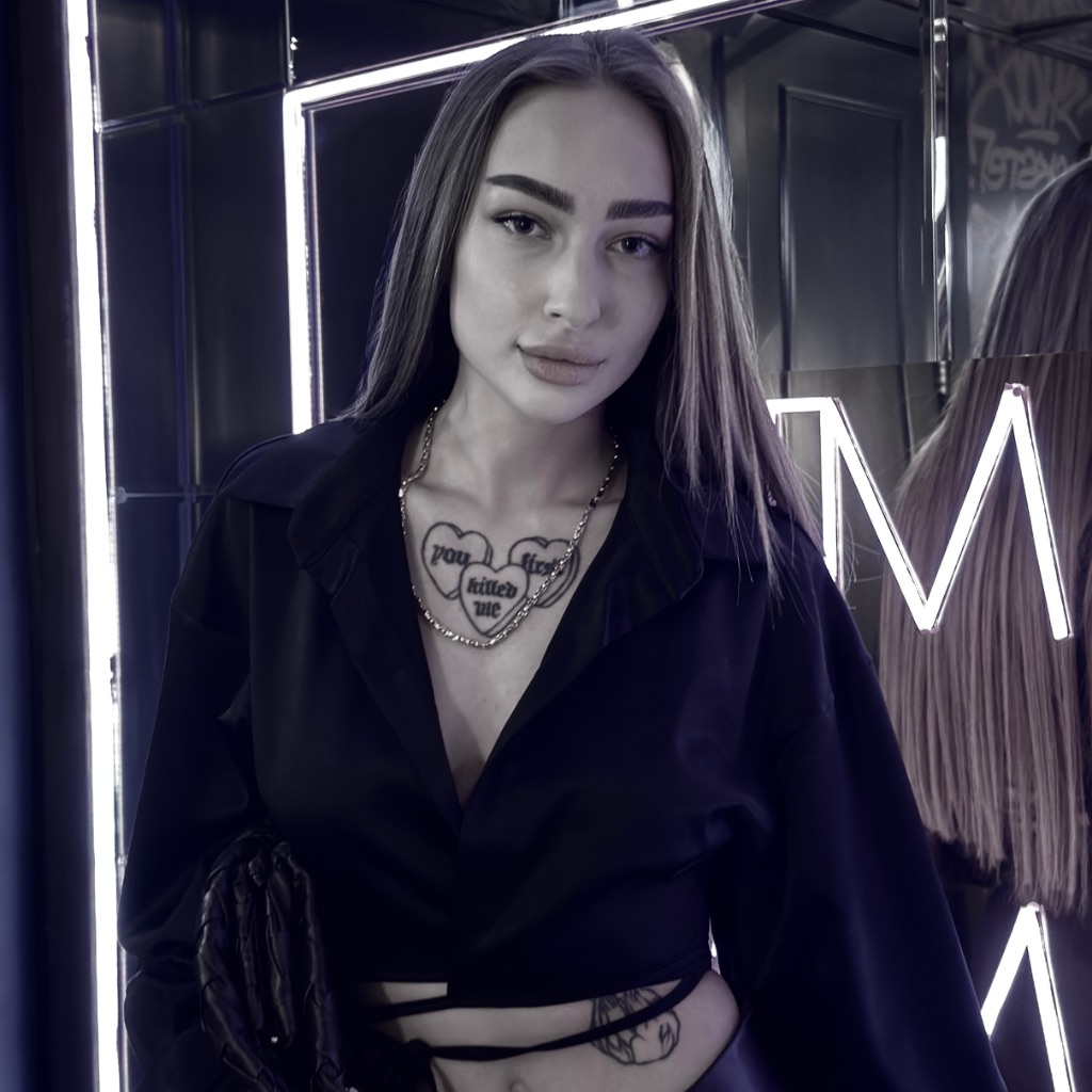 Evelina🐈⬛ from UA on Tango Live