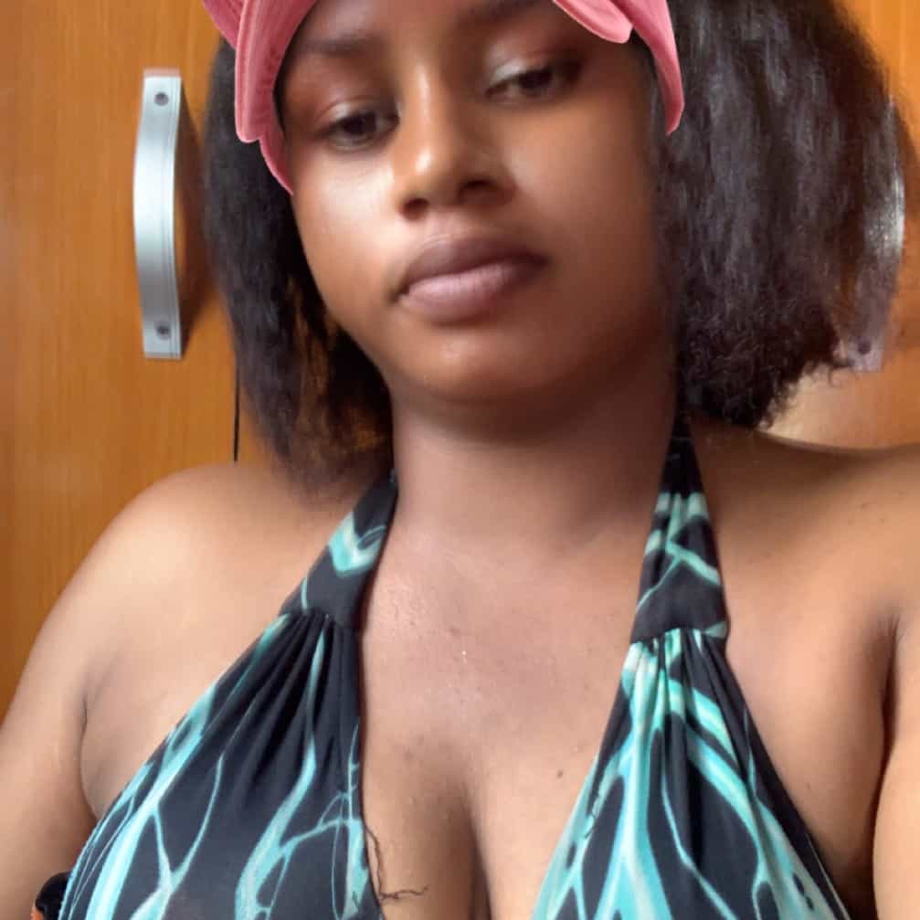 Preshy🧚🏻(400k wish🙏