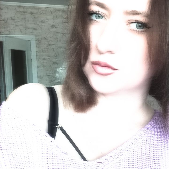 Alyonka from UA on Tango Live