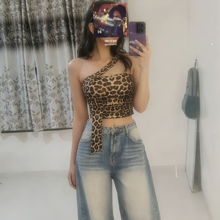 Hello-Pearl 🦪 from IN on Tango Live
