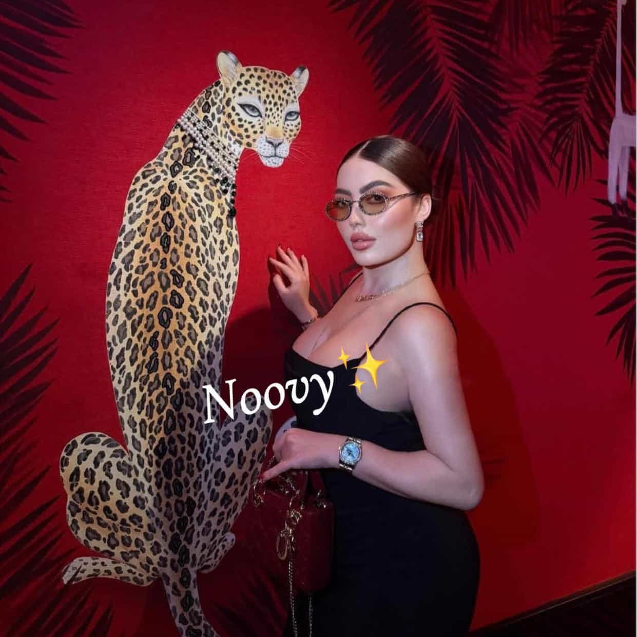 Queen👑Noovy✨