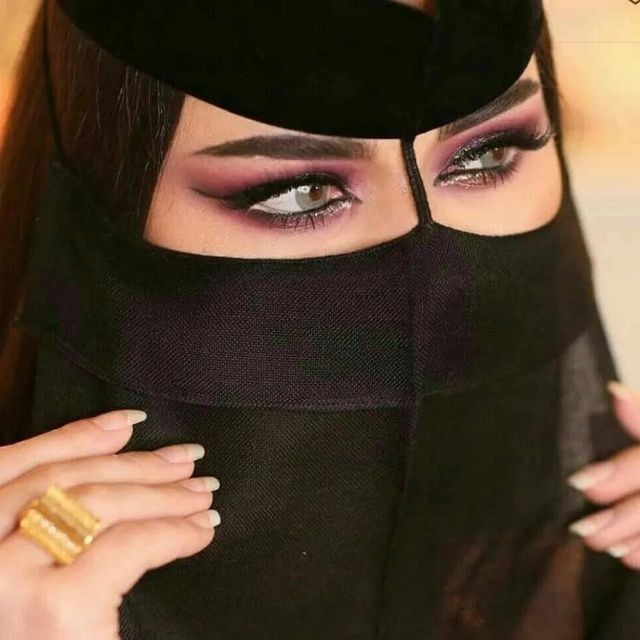 منال بحي المنار on Tango Live