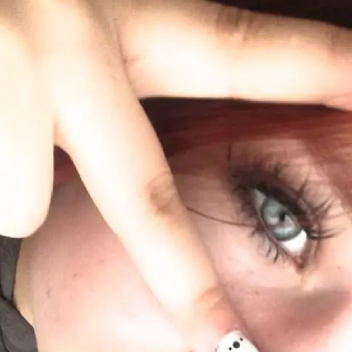 Vikylya from RU on Tango Live